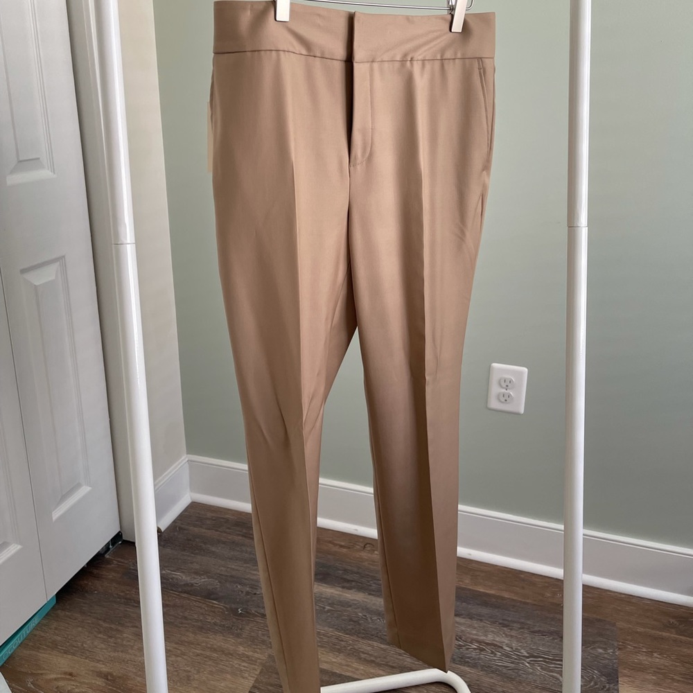 New with tags suit studio pants in khaki